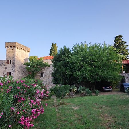 Apartamento Jankovich Castle Benkovac Exterior foto