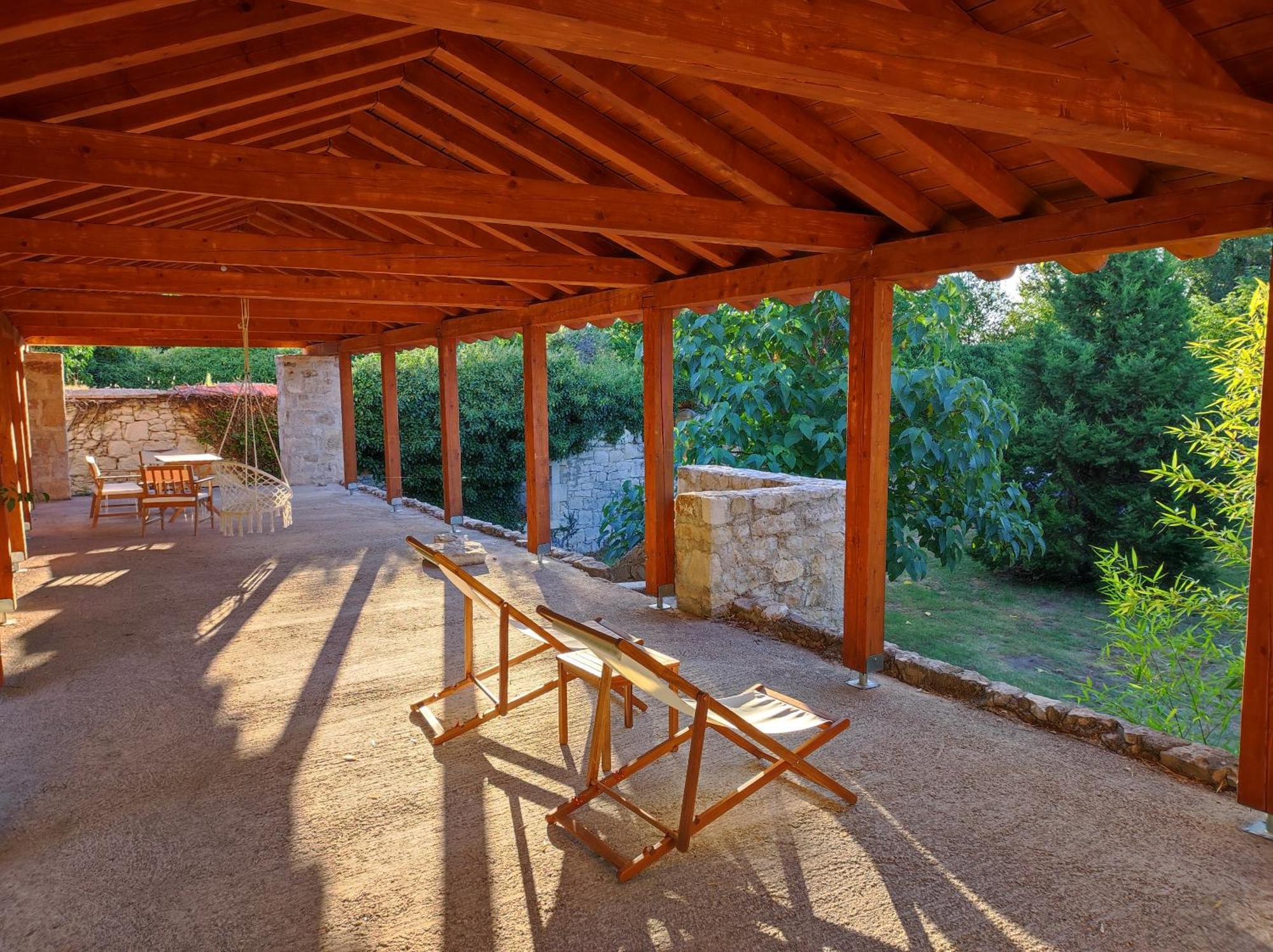 Apartamento Jankovich Castle Benkovac Exterior foto